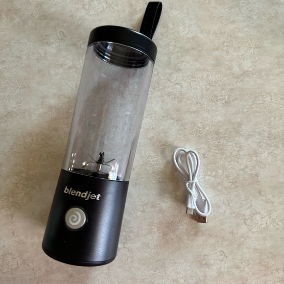 BlendJet 2 Portable Blender - Black - Open Box - Picture 1 of 8
